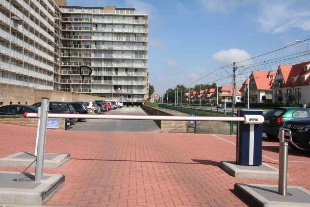 Zonnige Studio Hartje Nieuwpoort-Bad Met Parkeerplaats Apartment Exterior photo